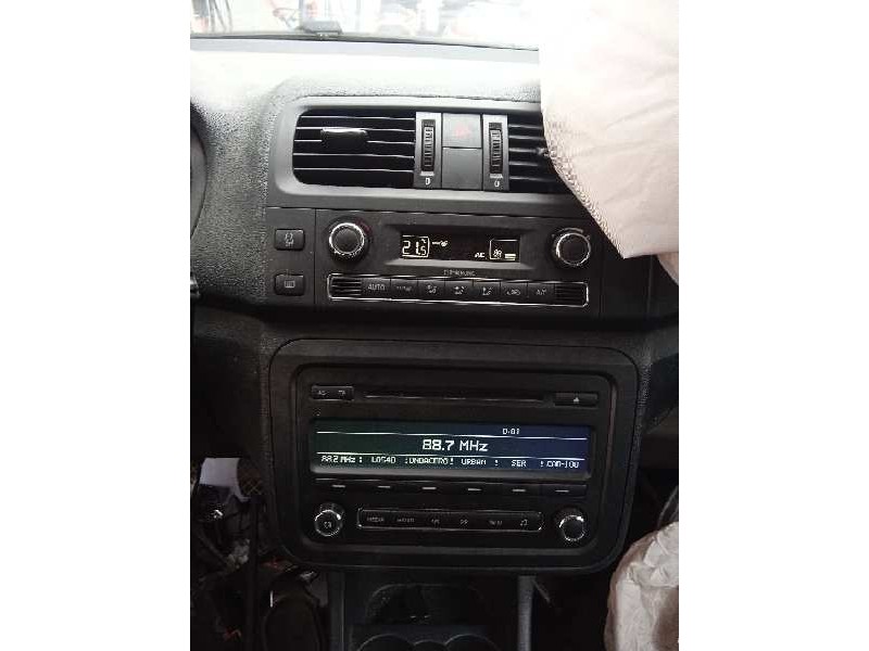 skoda fabia (5j2 ) del año 2014