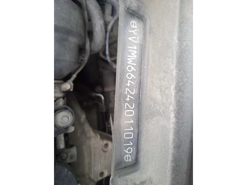 volvo v50 familiar del año 2004