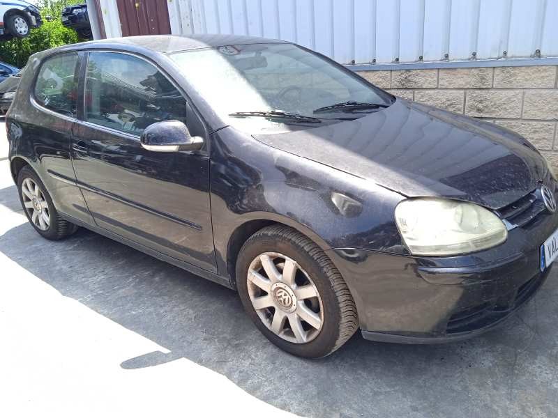 volkswagen golf v berlina (1k1) del año 2006