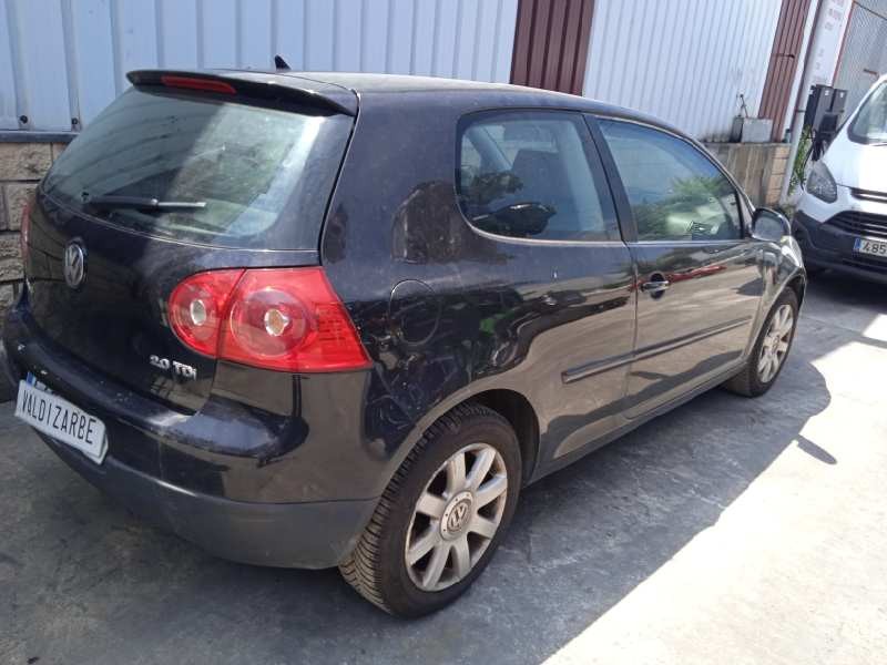 volkswagen golf v berlina (1k1) del año 2006