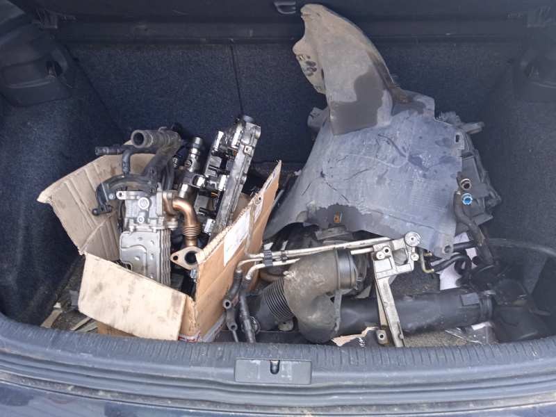 volkswagen golf v berlina (1k1) del año 2006