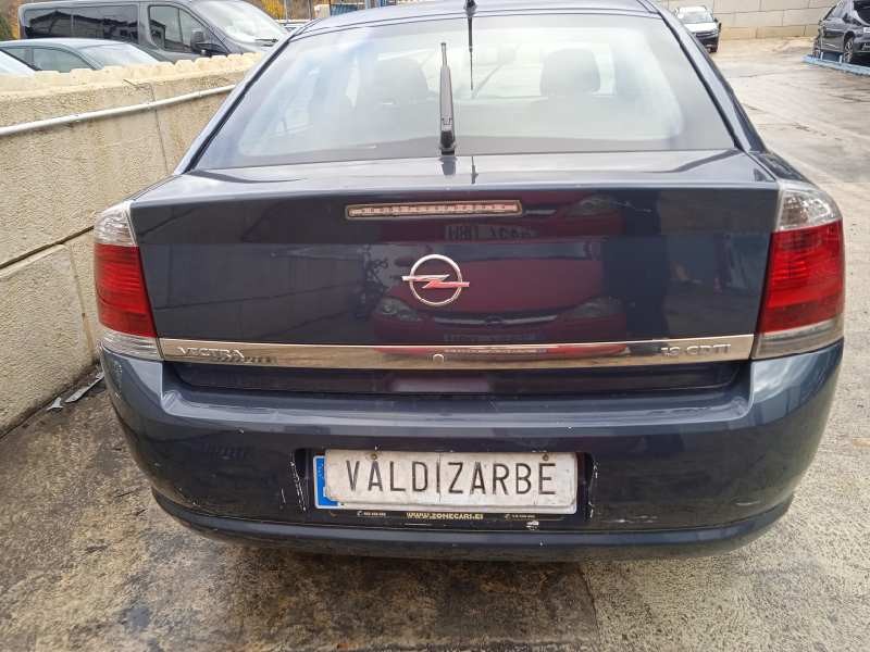opel vectra c berlina del año 2007