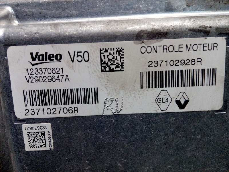Recambio de centralita motor uce para renault clio iv dynamique referencia OEM IAM 237102928R 123370621 237103706R