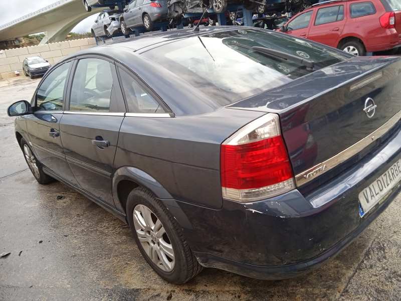 opel vectra c berlina del año 2007