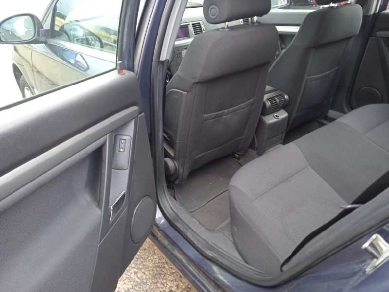 opel vectra c berlina del año 2007