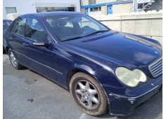 mercedes-benz clase c (w203) berlina del año 2003