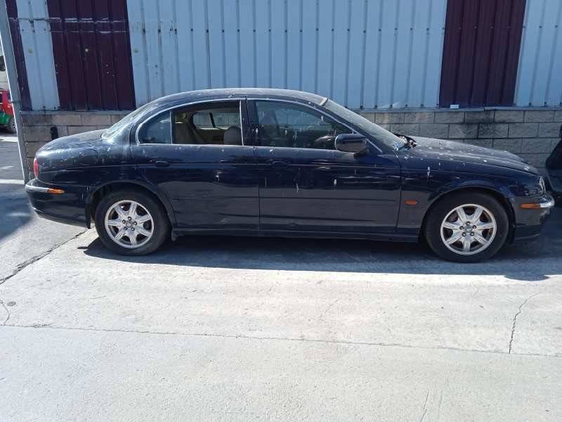 jaguar s-type del año 2000