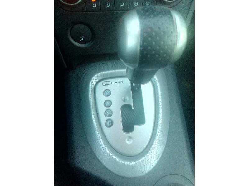 nissan qashqai (j10) del año 2008