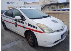 TOYOTA PRIUS (NHW20)