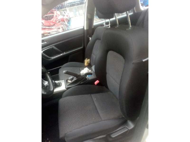 subaru legacy familiar/outback b13 (bp) del año 2005