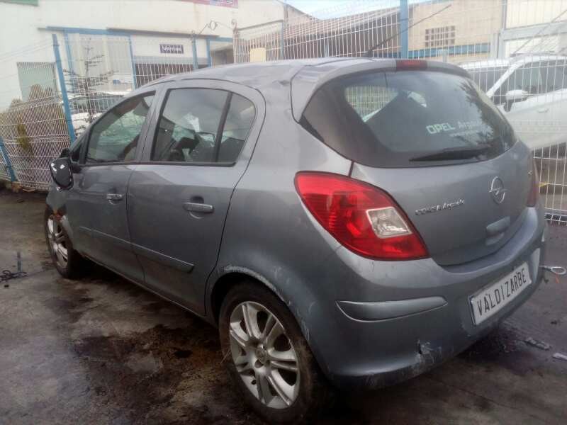 opel corsa d del año 2007