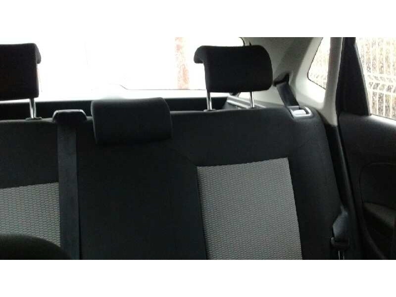 volkswagen polo (6r1) del año 2011