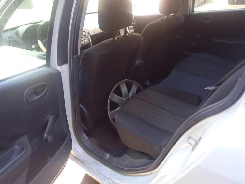 renault megane ii berlina 5p del año 2004