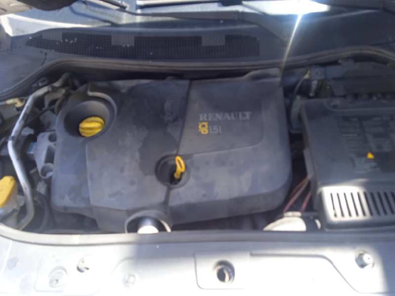 renault megane ii berlina 5p del año 2004