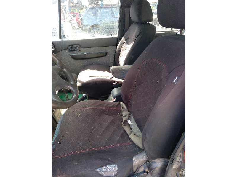 mitsubishi galloper (hyundai) del año 2000