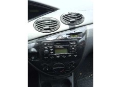 ford focus berlina (cak) del año 2003 2