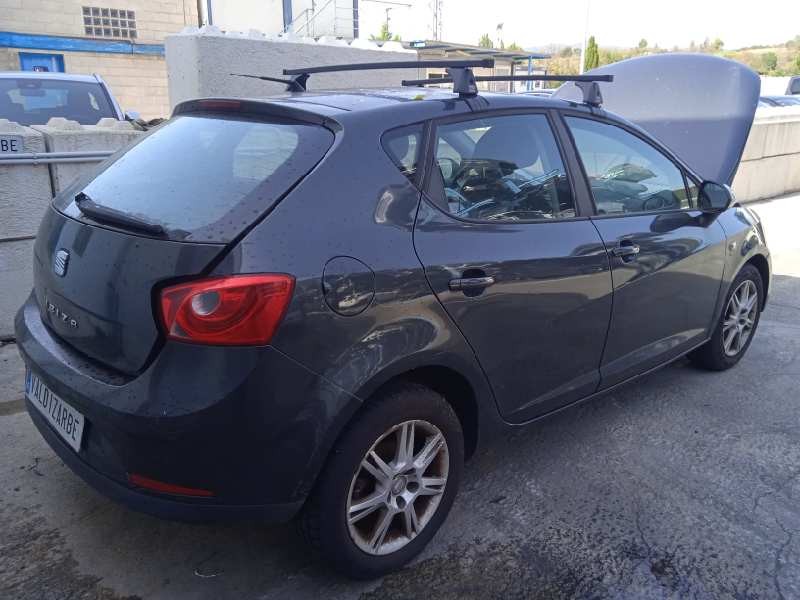 seat ibiza (6j5) del año 2009