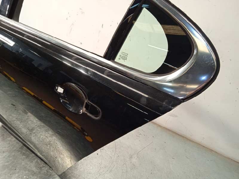 Recambio de puerta trasera izquierda para jaguar xf 3.0 v6 diesel cat referencia OEM IAM C2Z2014  8X23F24631AB
