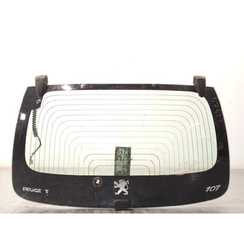 Recambio de porton trasero para peugeot 107 urban referencia OEM IAM 8744W1  1607989380