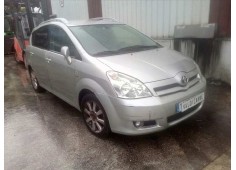 toyota corolla verso (r1) del año 2004