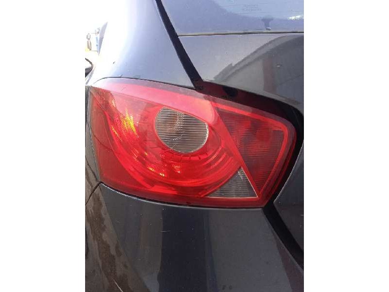 seat ibiza (6j5) del año 2009