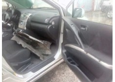 toyota corolla verso (r1) del año 2004 2