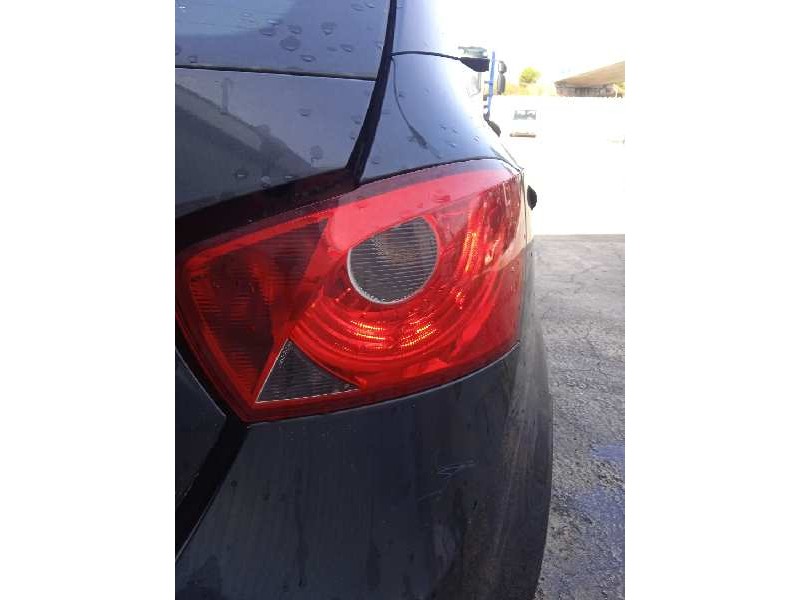 seat ibiza (6j5) del año 2009