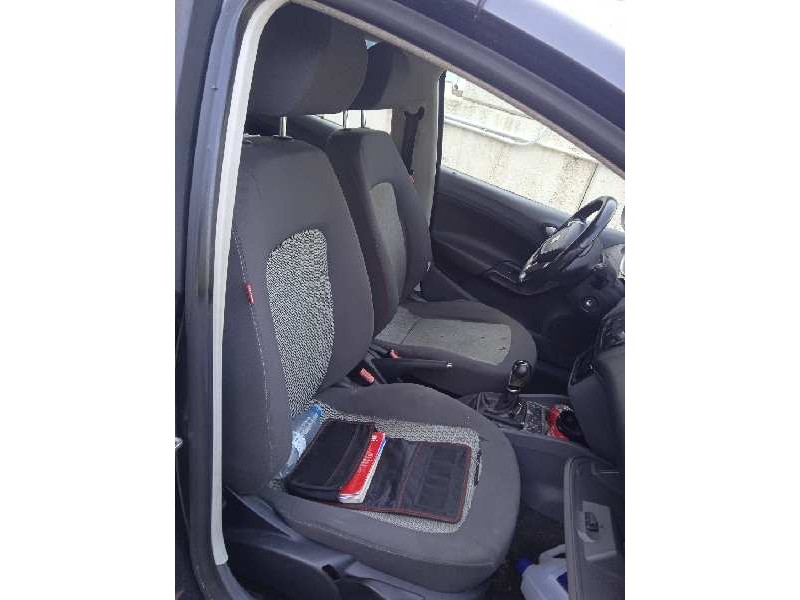 seat ibiza (6j5) del año 2009