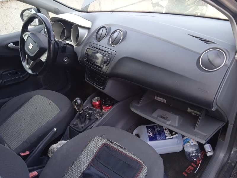 seat ibiza (6j5) del año 2009