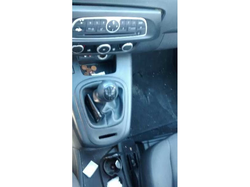 renault scenic iii del año 2010