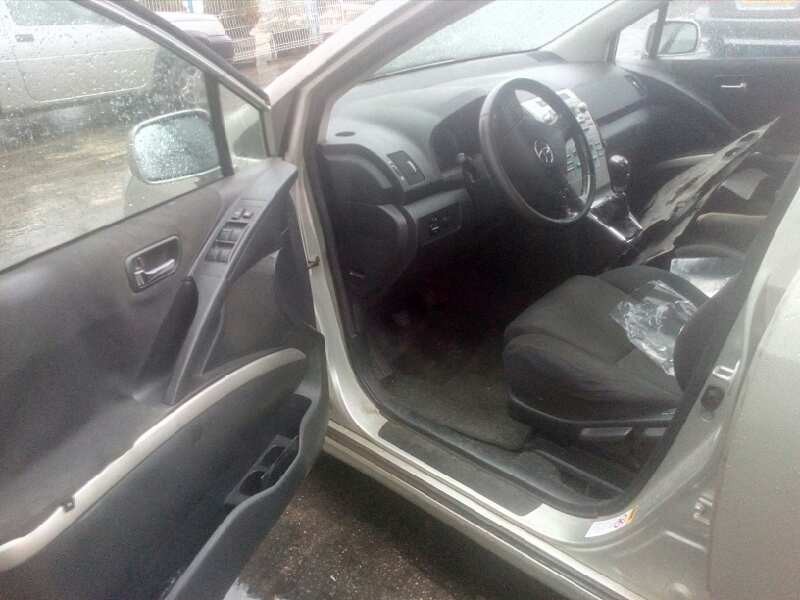 toyota corolla verso (r1) del año 2004