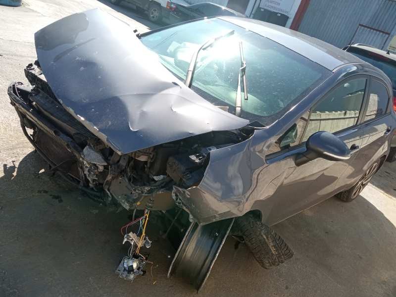 kia rio del año 2016