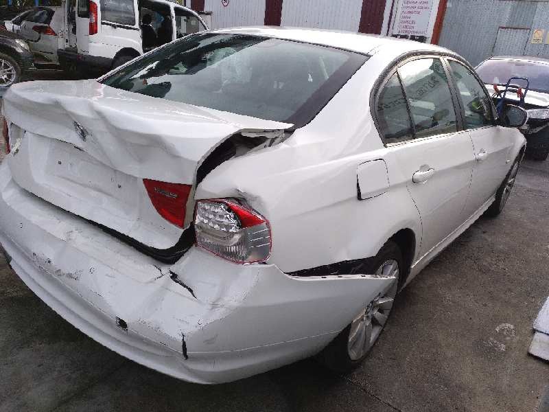 bmw serie 3 berlina (e90) del año 2009