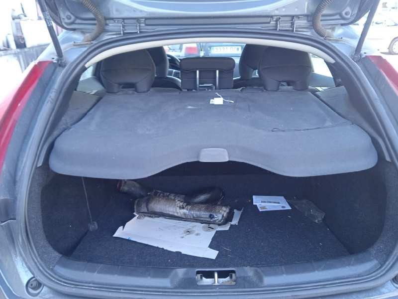 volvo v40 del año 2016