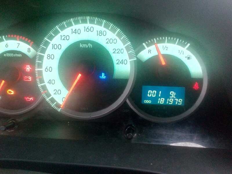 toyota corolla verso (r1) del año 2004