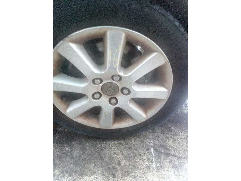 toyota corolla verso (r1) del año 2004