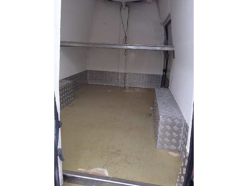 mercedes-benz vito caja cerrada 6.03  del año 2005