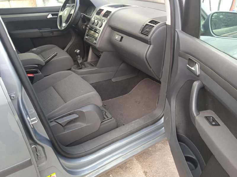 volkswagen touran (1t2) del año 2008