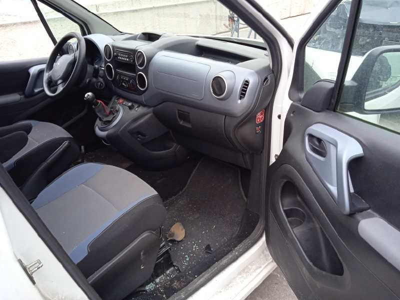 peugeot partner kombi del año 2013