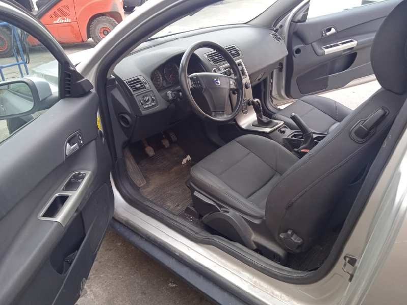 volvo c30 del año 2009