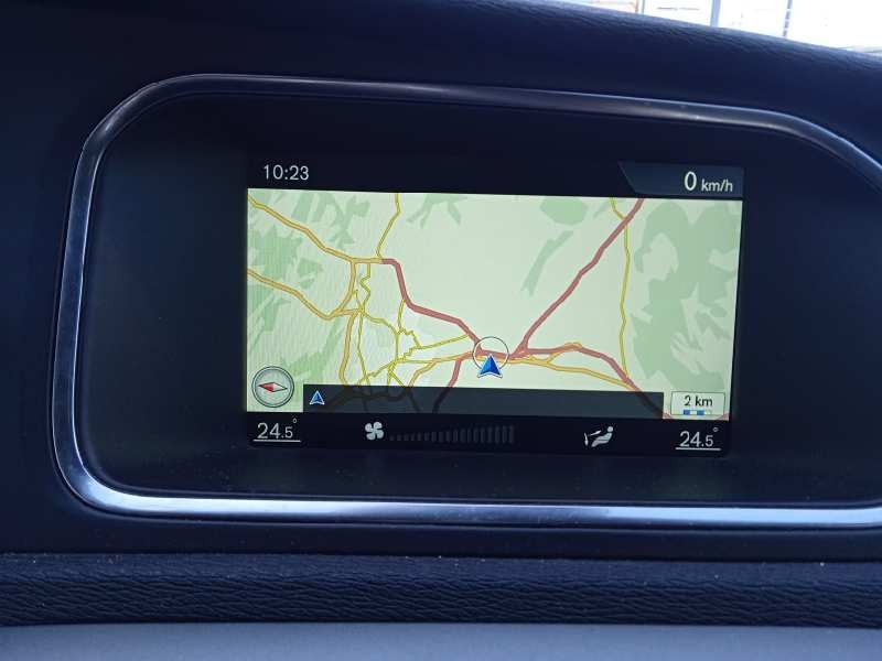 volvo v40 del año 2016