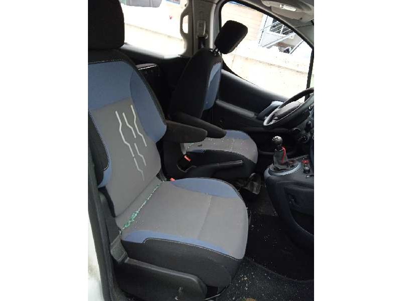 peugeot partner kombi del año 2013