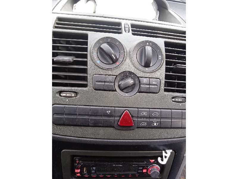mercedes-benz vito caja cerrada 6.03  del año 2005