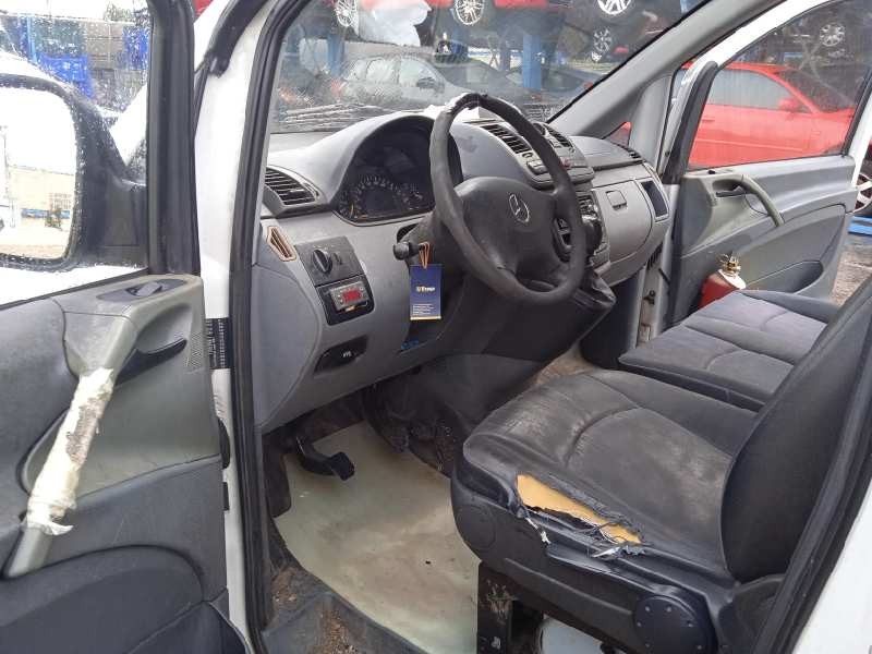 mercedes-benz vito caja cerrada 6.03  del año 2005