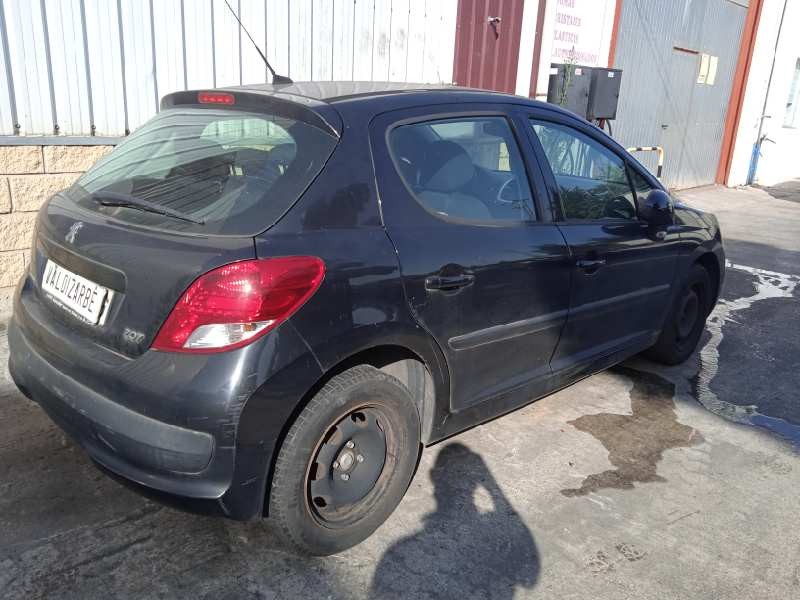 peugeot 207 del año 2010