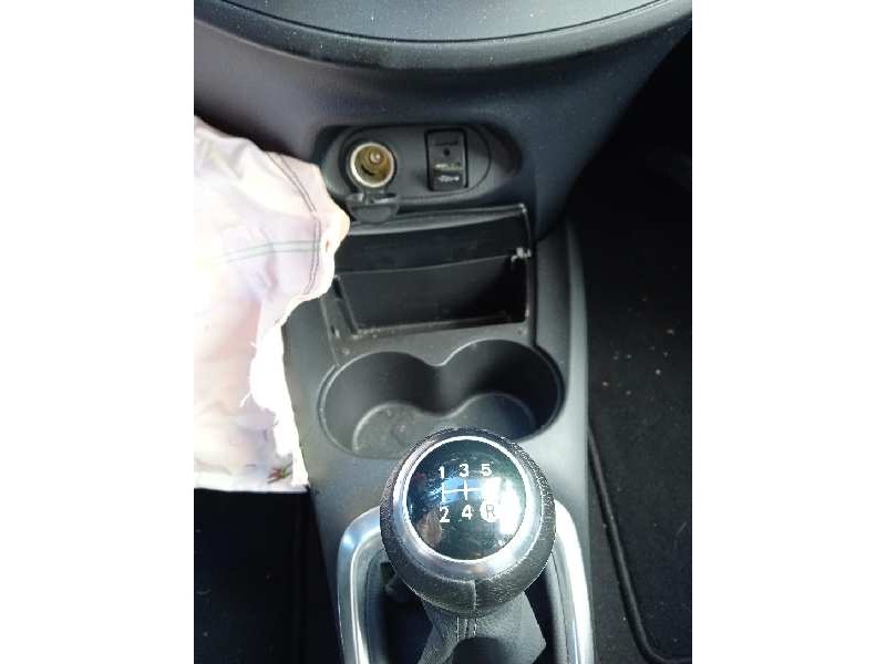 toyota yaris del año 2019