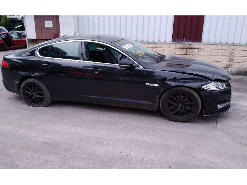 jaguar xf del año 2012