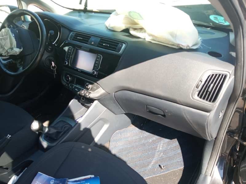 kia rio del año 2016