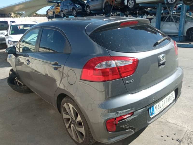kia rio del año 2016