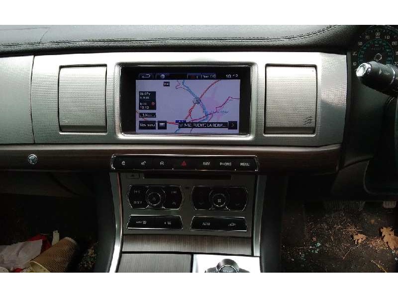 jaguar xf del año 2012